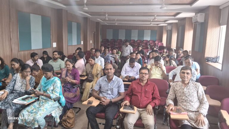 सीसीआरटी उदयपुर क्षेत्री केंद्र पर 21 दिवसीय प्रशिक्षण,मध्यप्रदेश राज्य की संस्कृति का किया गया प्रदर्शन 