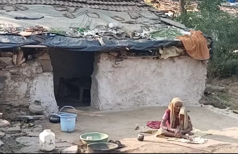 भारत का एक ऐसा गांव जहां आज तक किसी भी व्यक्ति को नहीं मिला  प्रधानमंत्री आवास योजना का लाभ….