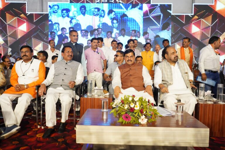 सीएम यादव रहस को सरकारी मेला करने की मांग क्यों टाल गए…?