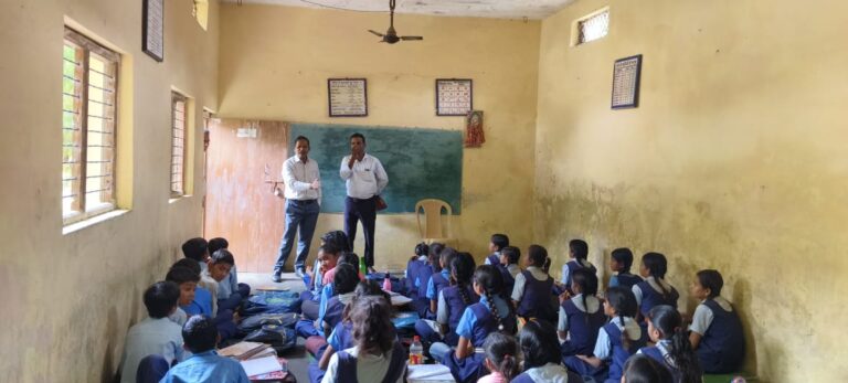 MP:बीआरसी ने किया स्कूलों का औचक निरीक्षण: तहलुका बेहतर, गुडाकला शाला में उपस्थिति निराशाजनक