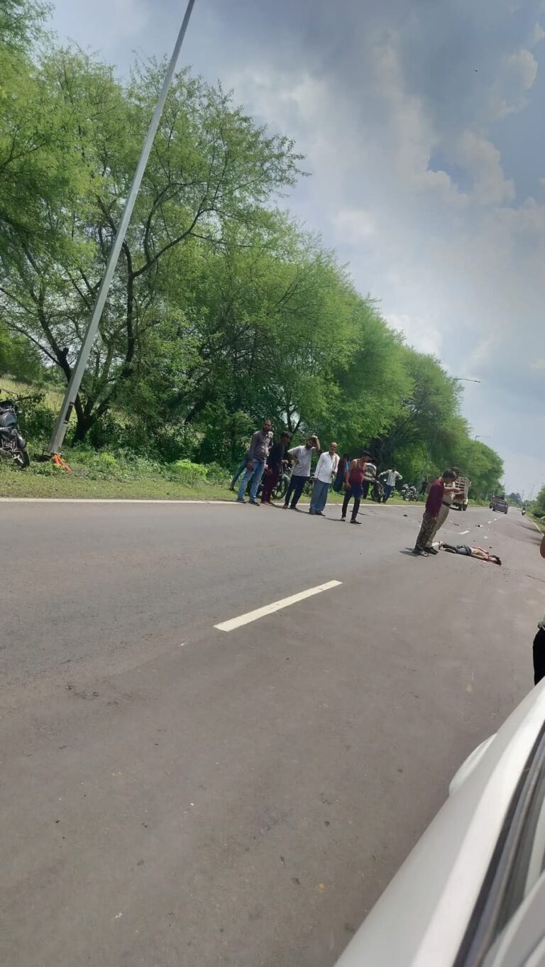 एमपी ब्रेकिंग:रहली बायपास मार्ग पर हुआ हादसा,रहली बाईपास पर ट्रक ने मारी मोटरसाइकिल को टक्कर, मोटरसाइकिल सवार की घटनास्थल पर मौत