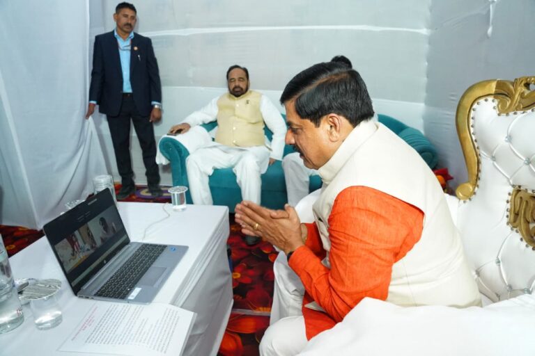 Sagar: सीएम मोहन यादव  प्रत्यक्ष नहीं गए भागवत में,वर्चुअल किया संबोधित…