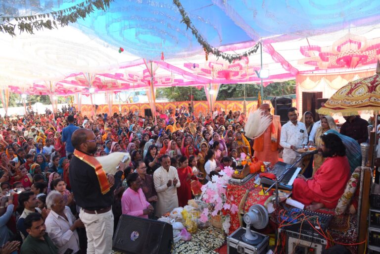 रहली में रामकथा का भव्य समापन: कथा व्यास भगवतानंद गिरि ने कराया राम राज्याभिषेक का श्रवण