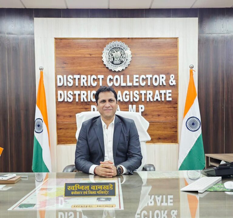 MP:दतिया प्रशासन का प्रदेश में ऐतिहासिक दबदबा,निरंतर शीर्ष पर रहने का बनाया रिकॉर्ड