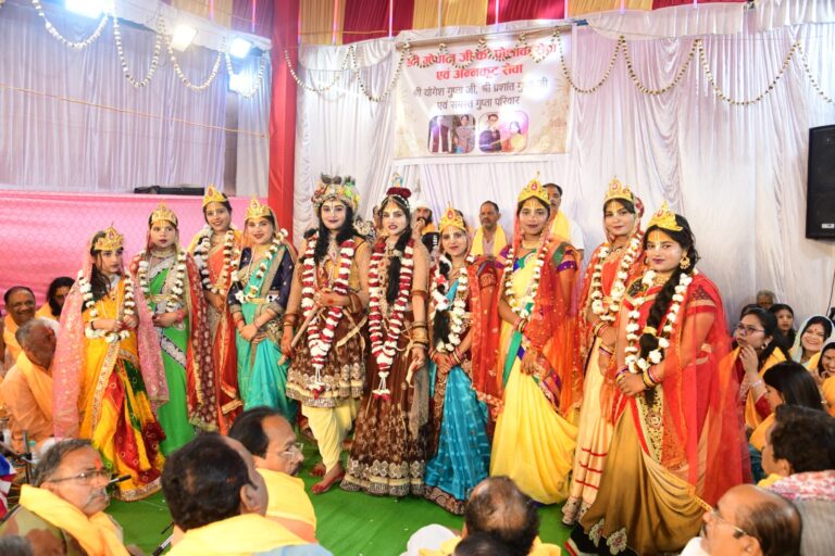 होली उत्सव:हर कदम थिरके,सागर के ब्रज उत्सव में आधी रात तक वर्षा भक्ति रस