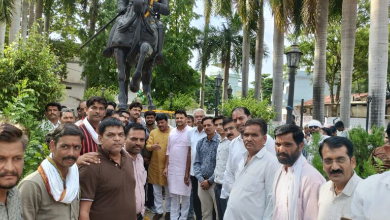 क्षत्रिय समाज ने धूमधाम से मनाई महाराणा प्रताप जयंती, प्रतिमा पर किया माल्यार्पण