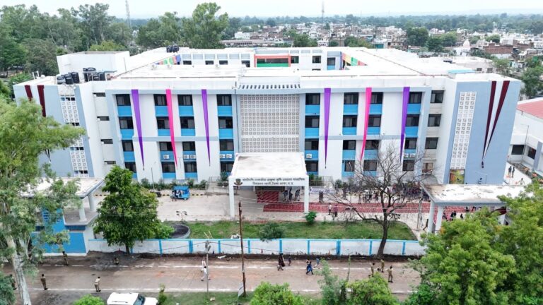 ₹37 करोड़ की सौगात: विधायक गोपाल भार्गव ने किया संदीपनि विद्यालय के अत्याधुनिक भवन का लोकार्पण